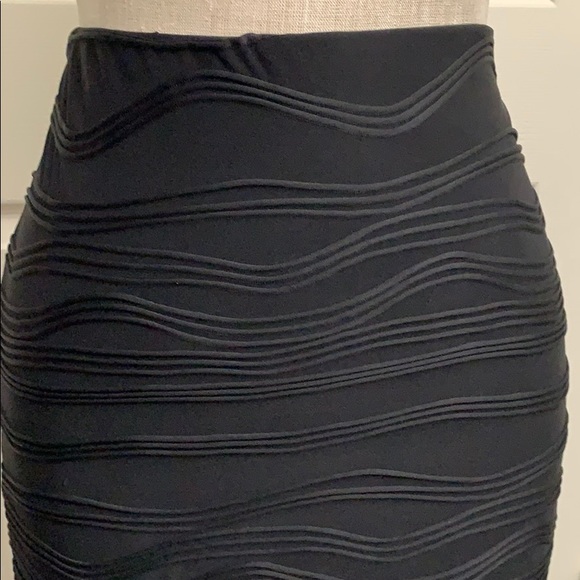 Heart Soul Black Skirt - Picture 3 of 5